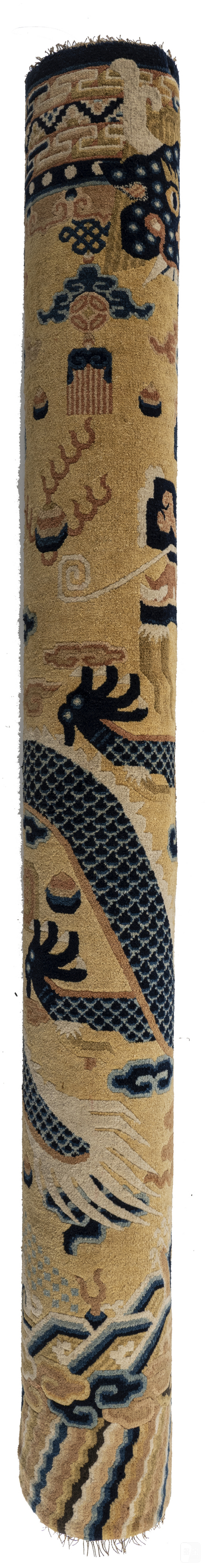 A pair of yellow-ground column carpets with dragon decoration mounted as columns - 图4